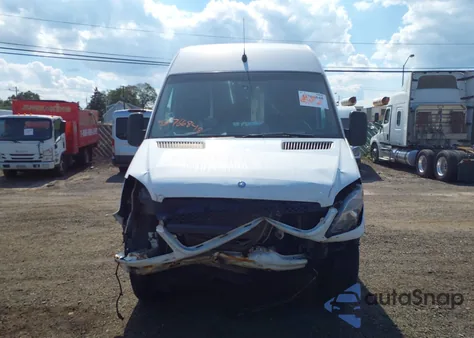 2011 Mercedes-Benz Sprinter 2500 High Roof from USA, damaged, VIN WD3PE8CB2B5587023